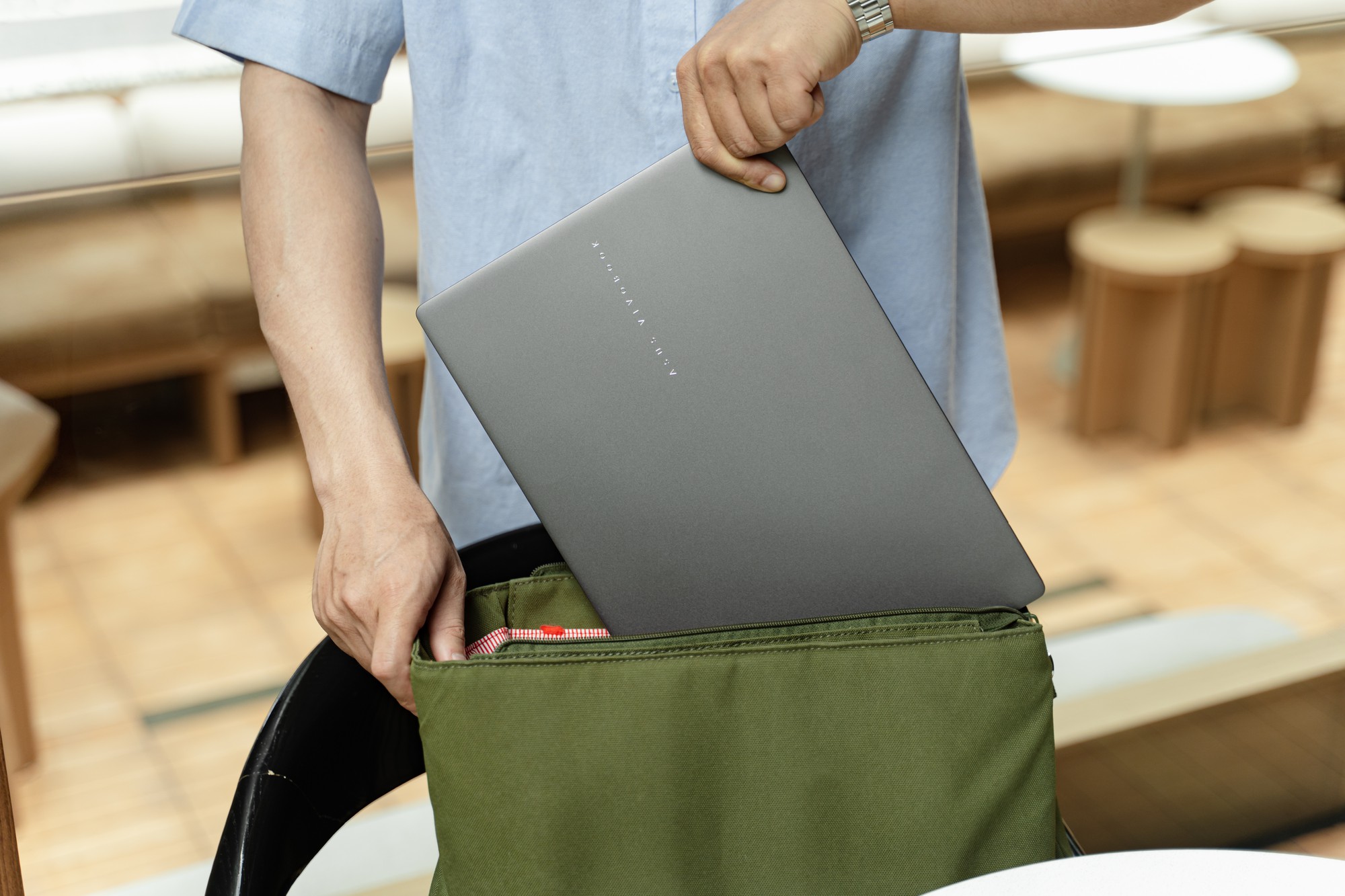 asus-vivobook-s14-s16-3-1786691657147558281522-1786700668703-17867006696741030496180 Ảnh minh họa cho bài viết về laptop cho sinh viên