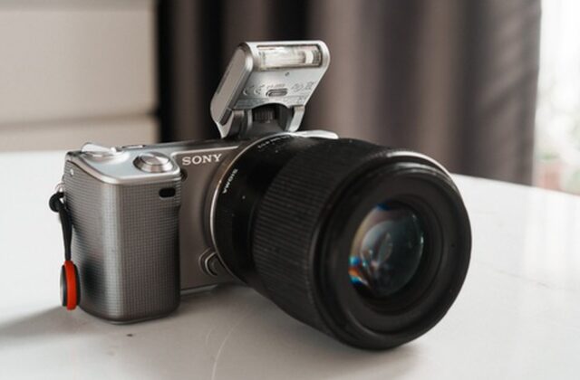 Trải Nghiệm Chụp Ảnh Với Máy NEX-5: Lựa Chọn Tuyệt Vời Cho Những Cuộc Đi Chill