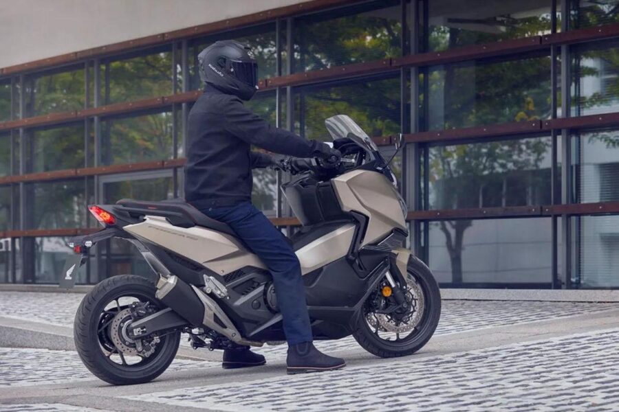 Honda Forza 750 2027: Sự Đột Phá Trong Thế Giới Maxi-Scooter