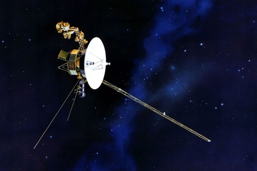 Voyager 2 Vẫn Duy Trì Kết Nối Với NASA Từ Khoảng Cách 21 Tỷ Km