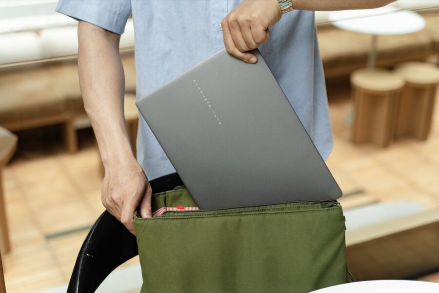 Laptop Cho Sinh Viên: Lựa Chọn Đầu Tư Khôn Ngoan Cho Năm Đại Học