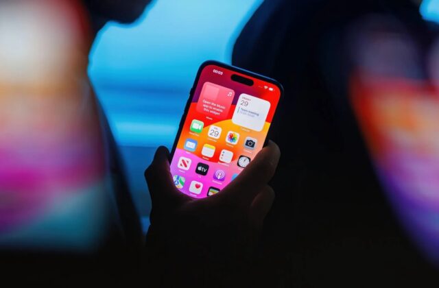 Apple Cảnh Báo Người Dùng iPhone Về Mối Đe Dọa Từ Phần Mềm Gián Điệp