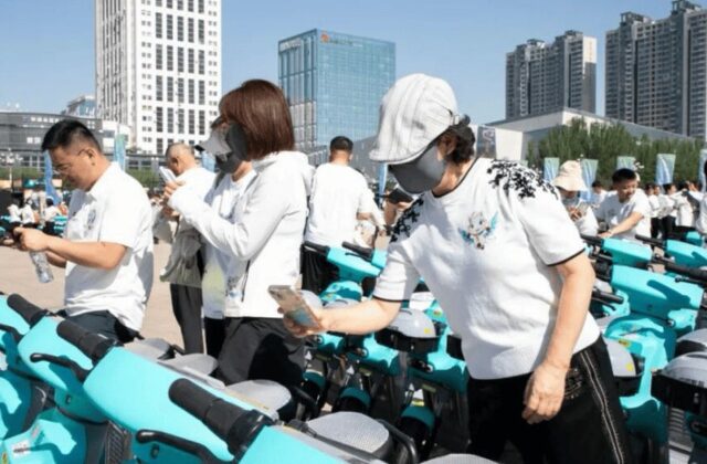 Cơn Bão Xe Hydro Tại Trung Quốc: Điều Gì Khiến Người Dân Phải Chọn Lựa?