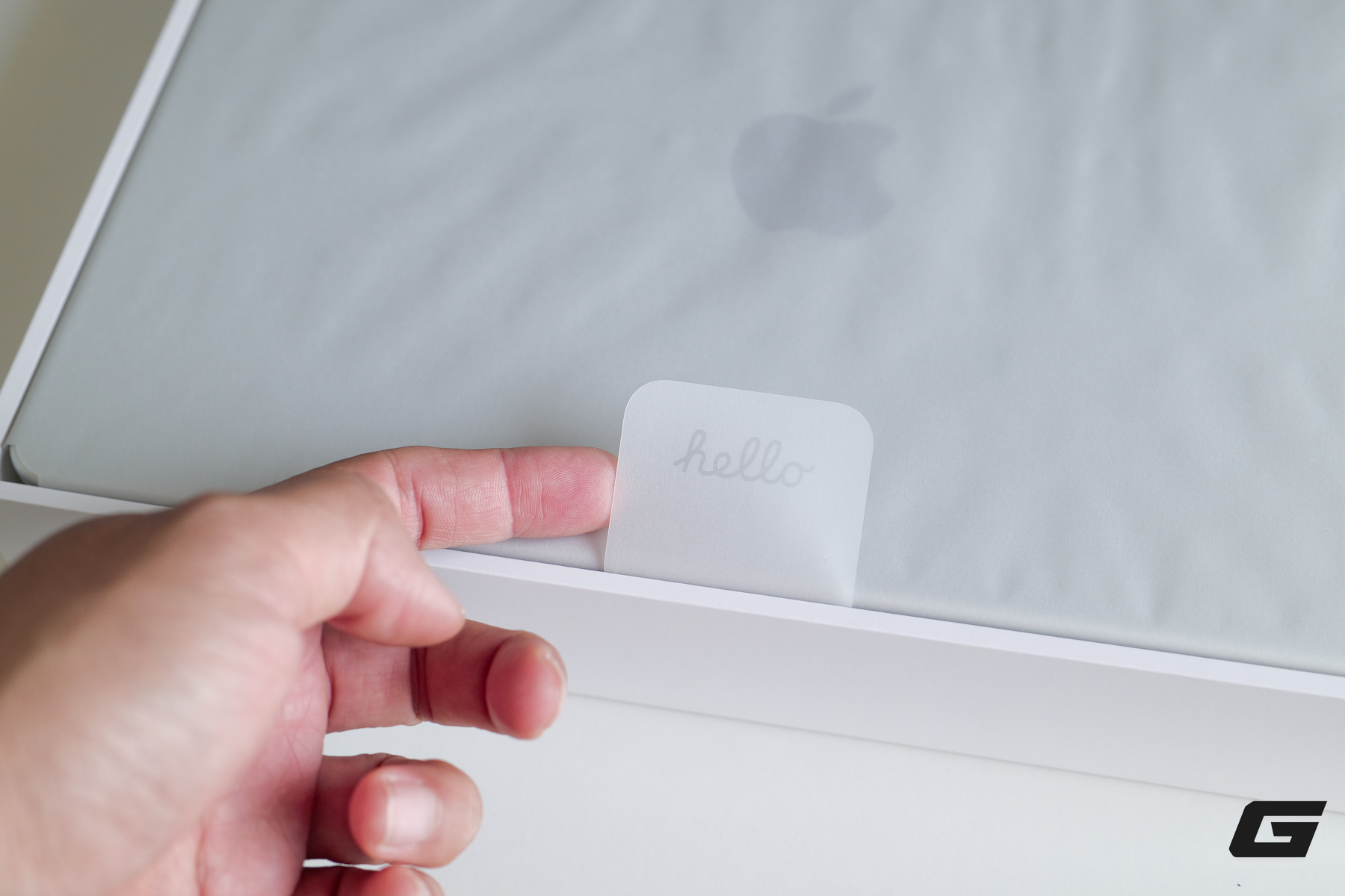 Chi tiết mới lạ trên MacBook Neo