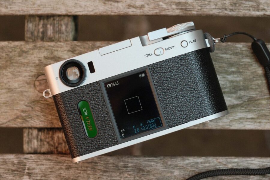 Fujifilm X half: Đưa Người Dùng Về Với Kỷ Nguyên Ảnh Film