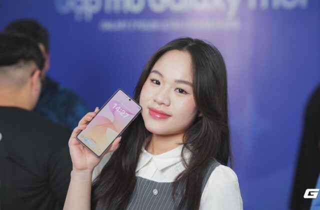 Khám Phá Những Đánh Giá Về Galaxy Z8 Mới Từ Người Trẻ
