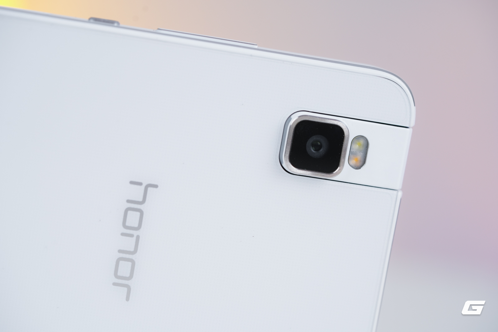 genk-honor-7i-look-back-13-17873028179412028603004 Khám Phá HONOR 7i, Điện Thoại Tầm Trung với Camera Lật Độc Đáo - Ảnh 4.