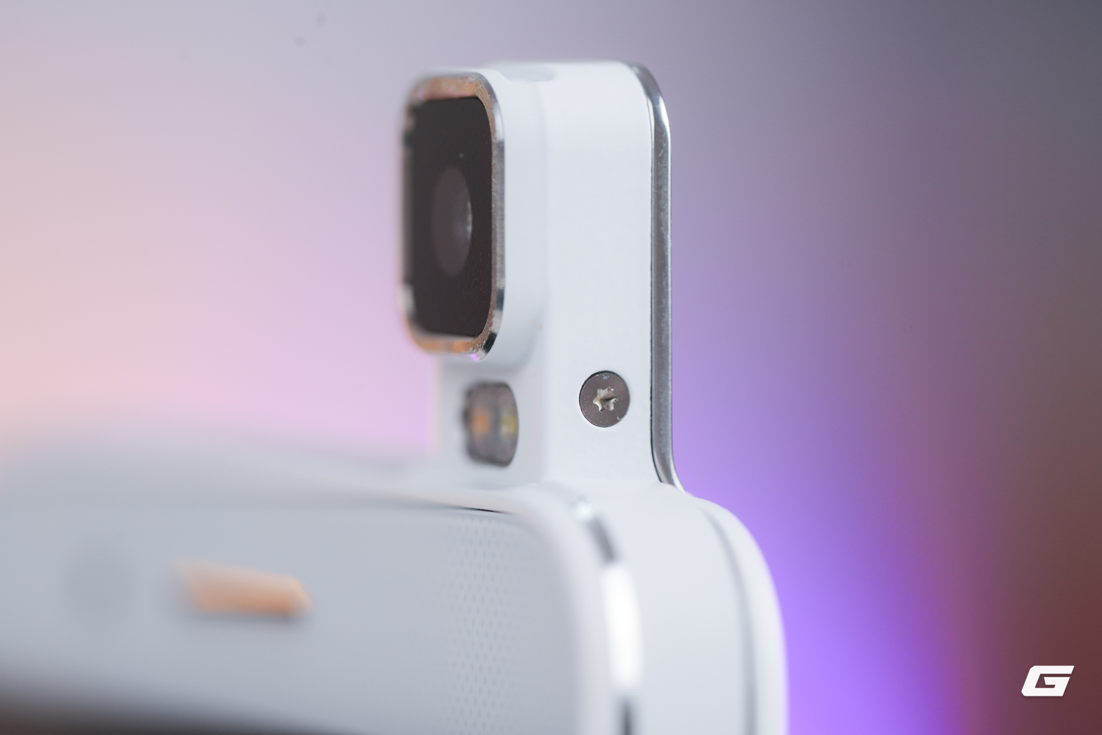 genk-honor-7i-look-back-3-1787302817731949167286 Khám Phá HONOR 7i, Điện Thoại Tầm Trung với Camera Lật Độc Đáo - Ảnh 9.