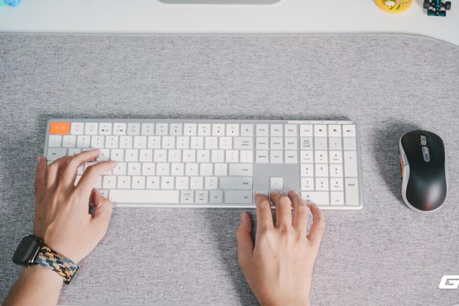Khám Phá Bàn Phím Không Dây HyperOne Gen 3 Plus: Tính Năng Và Giá Cả