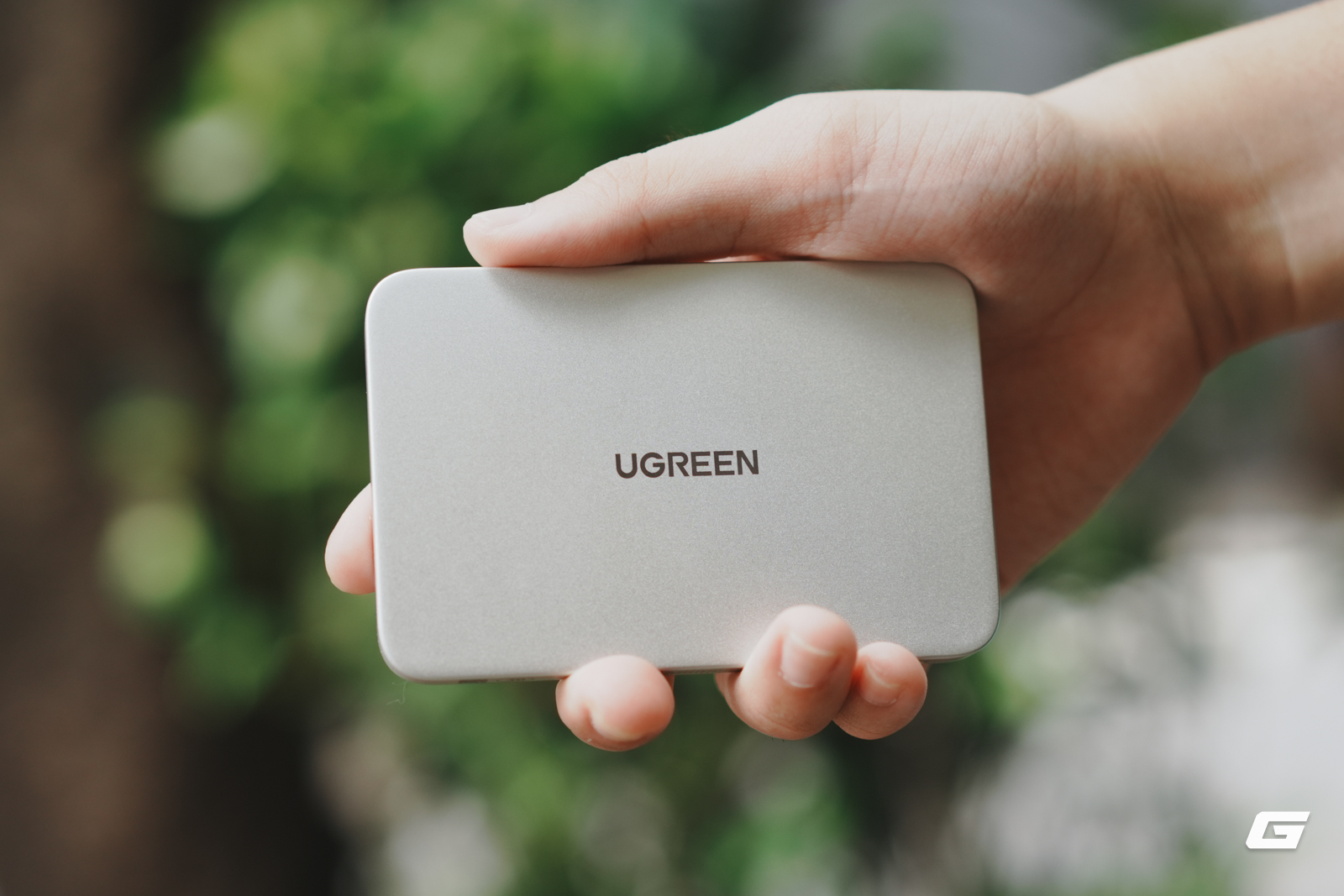 genk-ugreen-5000mah-magflow-air-1-1786186275814405743642 UGREEN Ultra-Slim: Pin dự phòng siêu mỏng với thiết kế đẹp và khả năng sạc nhanh cho iPhone