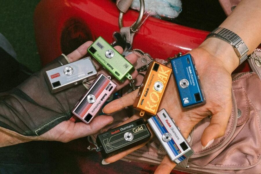 Phiên Bản Mới Của Máy Ảnh Đồ Chơi Kodak: Charmera Millennium Edition