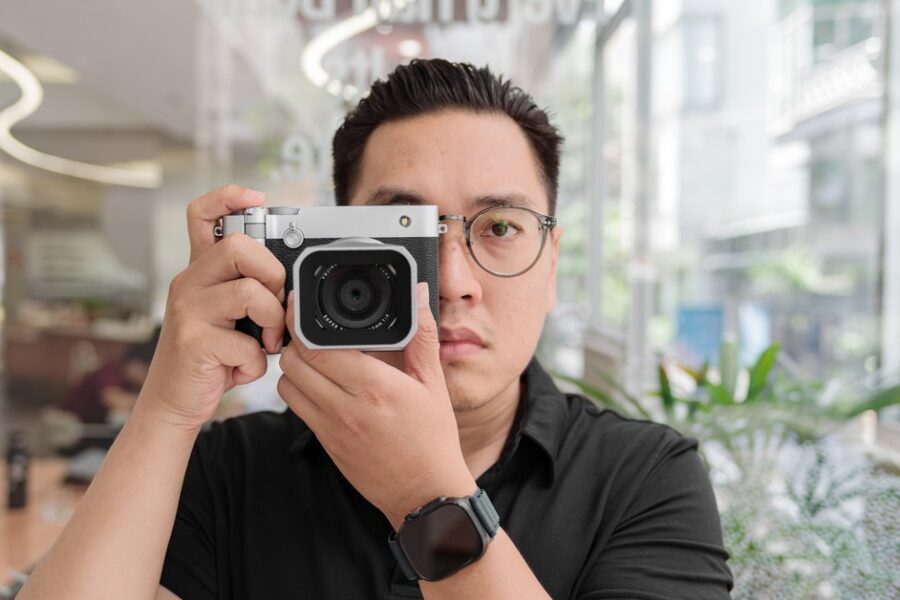 Fujifilm GFX100RF: Khám Phá Chiếc Máy Ảnh Medium Format Đột Phá