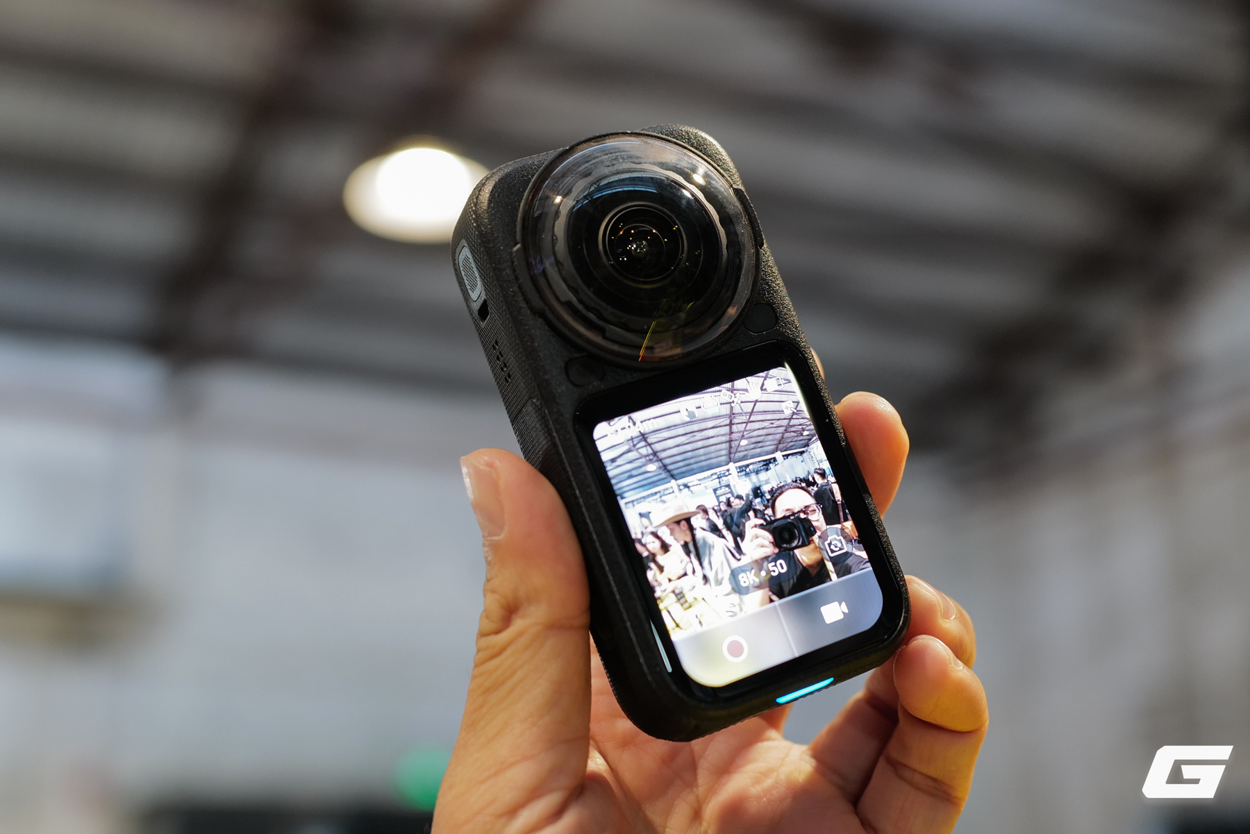 Insta360 X6: Camera 360 Đột Phá Insta360 X6: Camera 360 Đột Phá