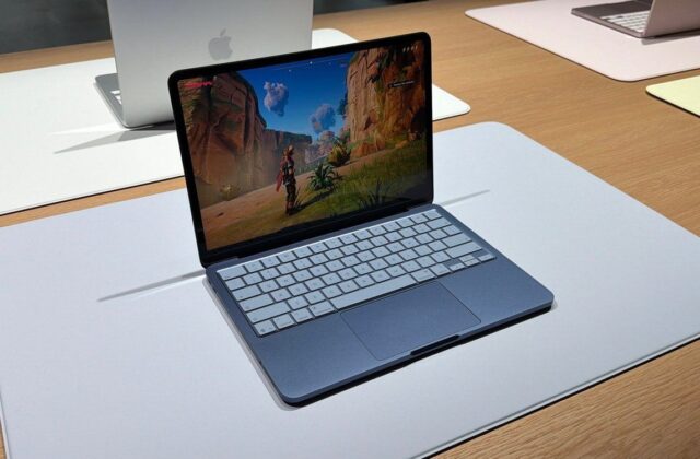 Tại Sao MacBook Neo Lại Có Giá Thấp Hơn iPhone Nhưng Vẫn Đem Lại Lợi Nhuận Cao Cho Apple?