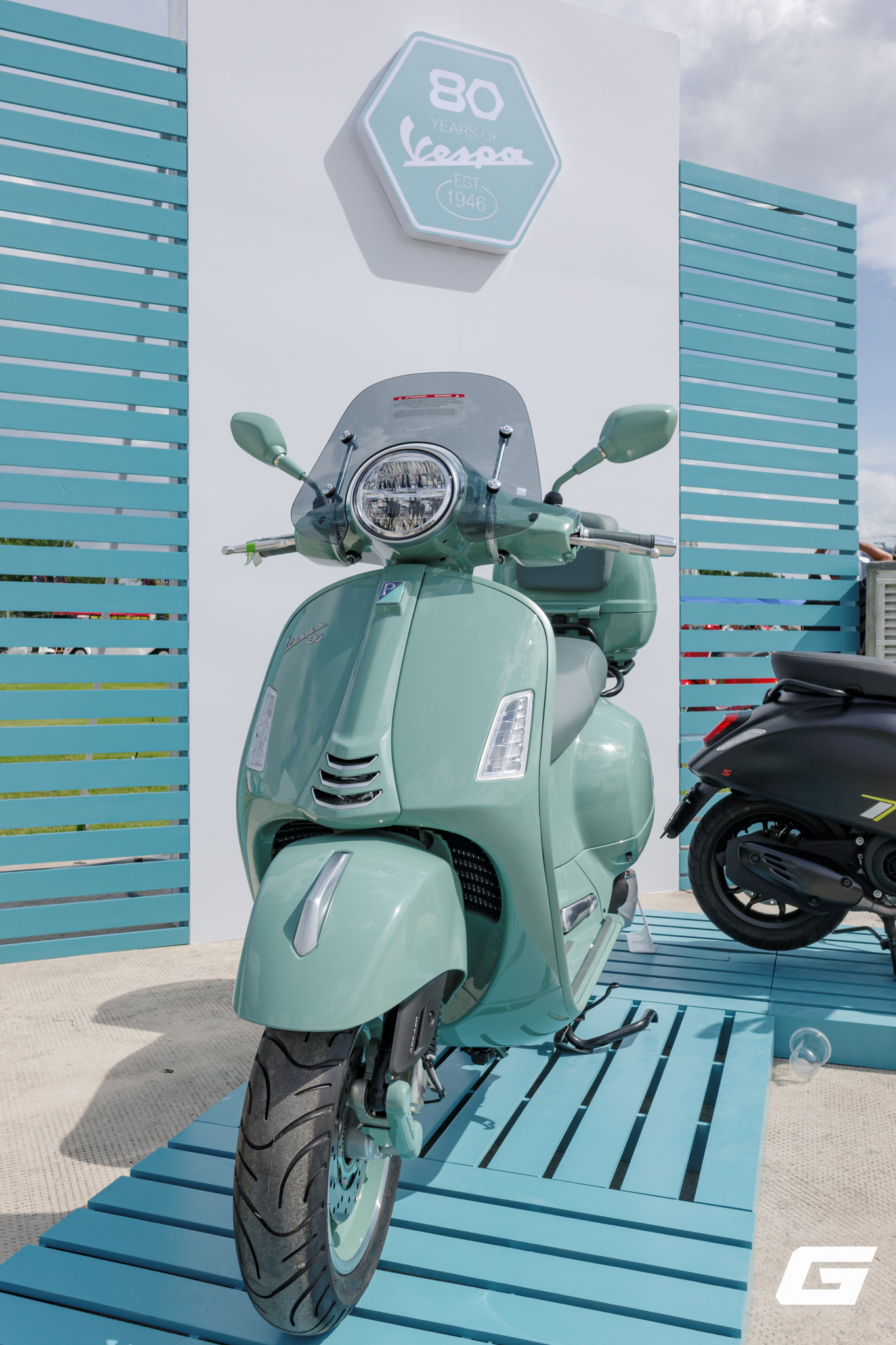 Vespa mang bộ sưu tập 80 năm khuấy động Vietnam Scooters Fest 2026- Ảnh 12. Vespa mang bộ sưu tập 80 năm khuấy động Vietnam Scooters Fest 2026- Ảnh 12.