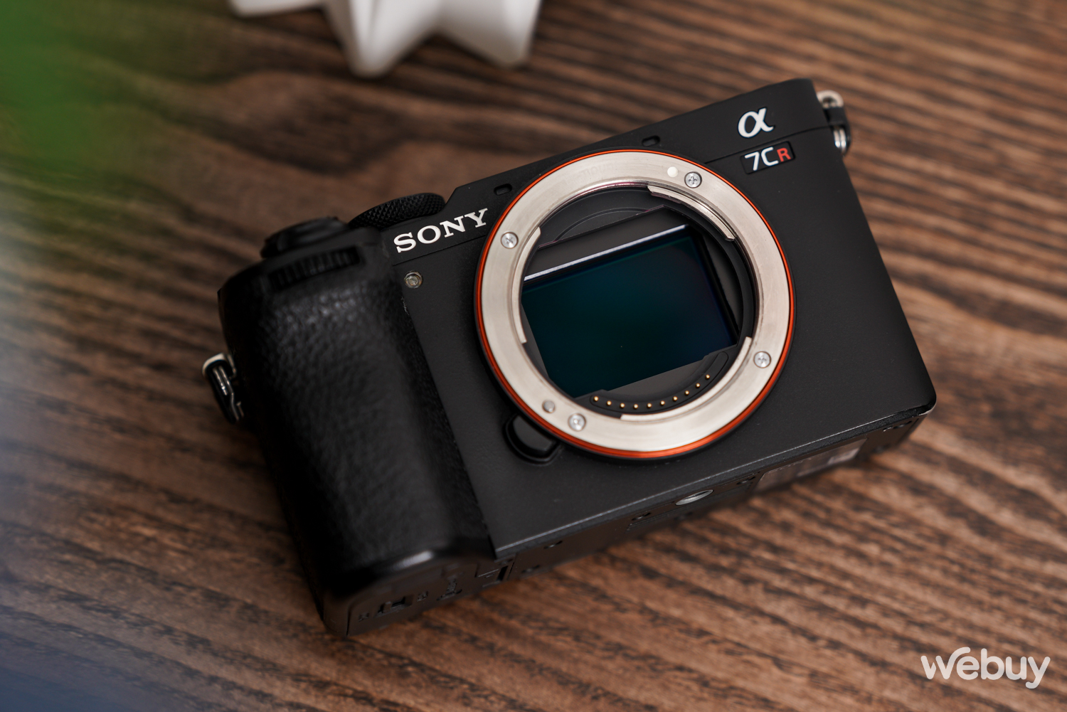 Bộ đôi Sony A7CR và ống kính FE 28-70mm F2 GM Bộ đôi Sony A7CR và ống kính FE 28-70mm F2 GM