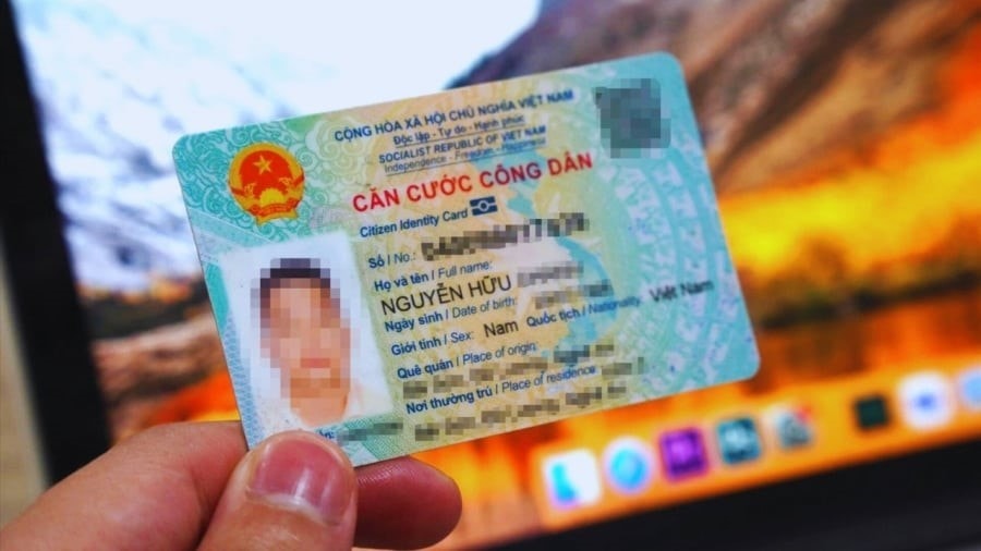 statictttckinhtedothivn-zoom-1000-uploaded-nguyennhuquynh-20250710-cccd3uoed-190047-1777950859708-17-075537-1786875491971-1786875492249498832972 7 loại ảnh tuyệt đối không nên lưu, phải xóa ngay khỏi điện thoại - Ảnh 1.
