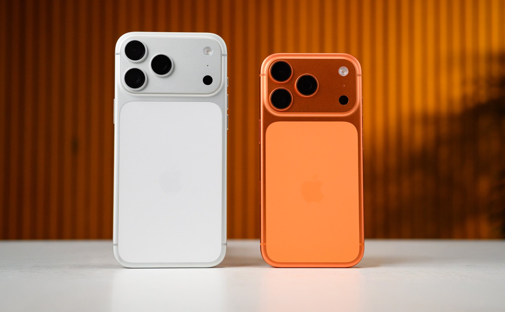 8853239iphone-17-pro-max-silver-084608-1788767031956-178876703269465962861