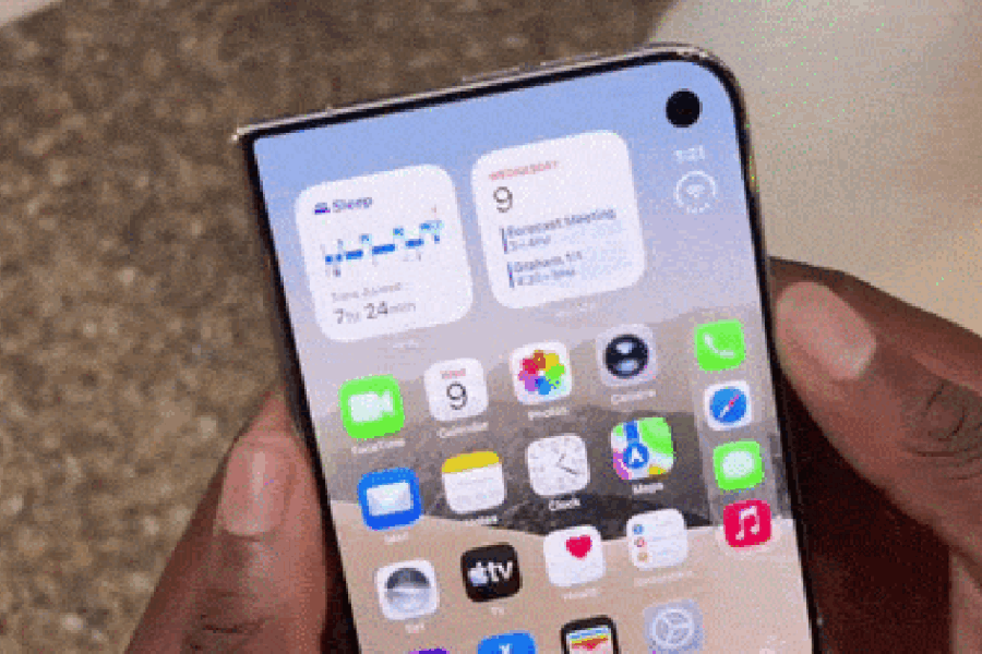 Hiệu ứng gập-mở trên iPhone Duo: Một khoảnh khắc giao diện đủ khiến người dùng chú ý