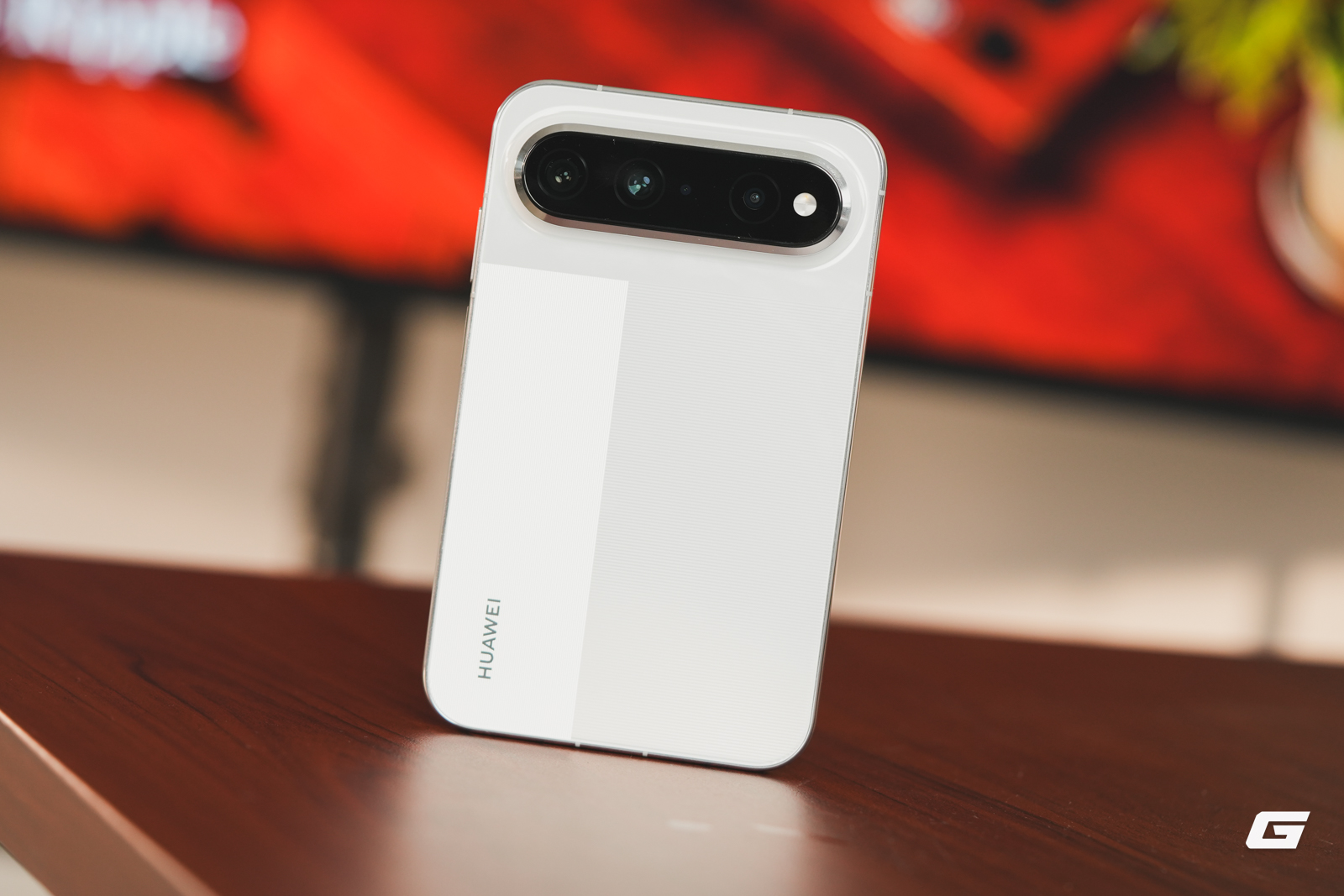 genk-huawei-pura-x-view-4-1789110145699381216242 Trên tay Pura X View: Thân máy bè ngang, tỉ lệ 16:9,5 lạ mắt - Ảnh 2.