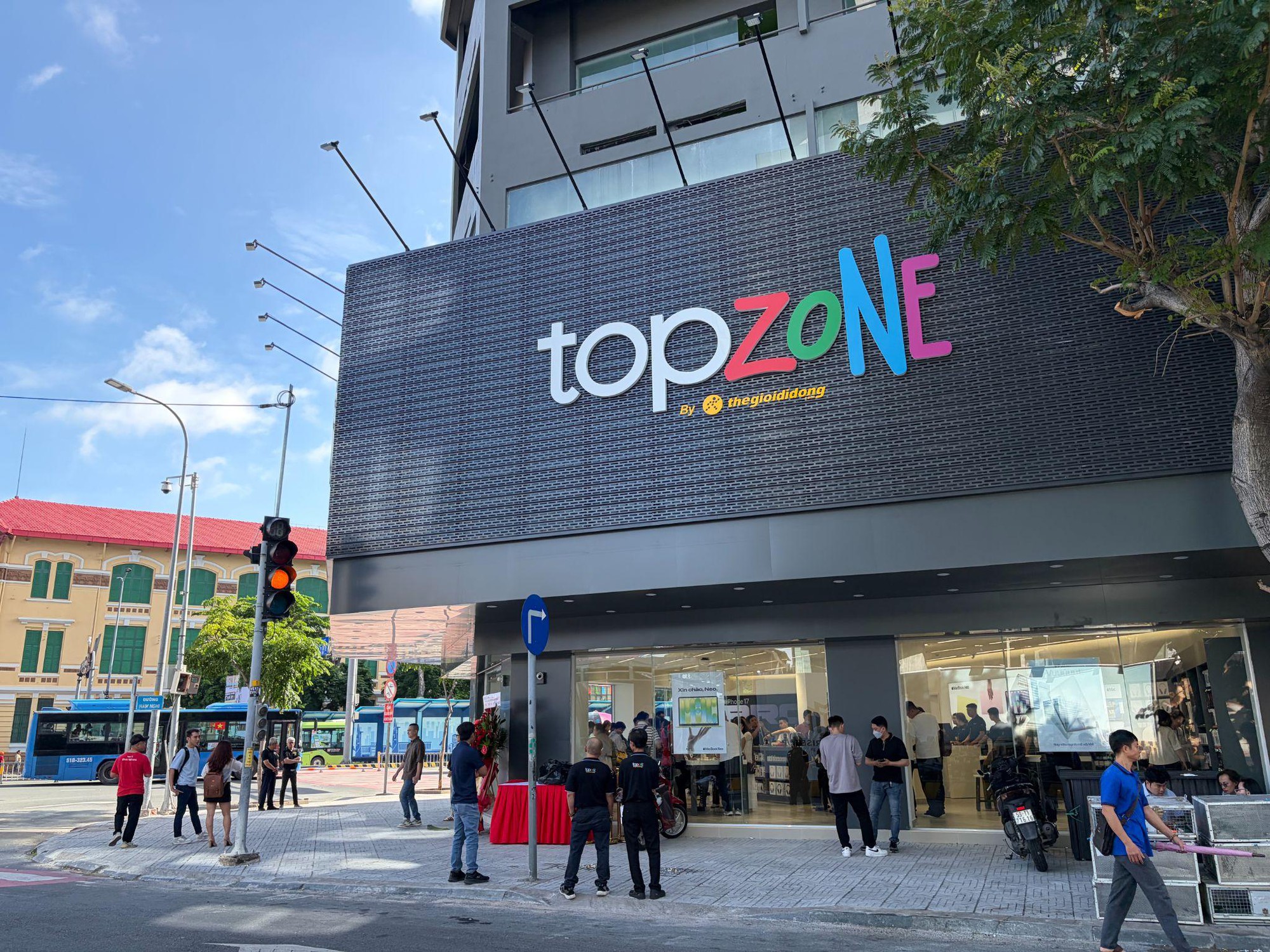TopZone: Trải nghiệm iPhone 18 Pro không chỉ bắt đầu từ khi cầm máy trên tay - Ảnh 4.