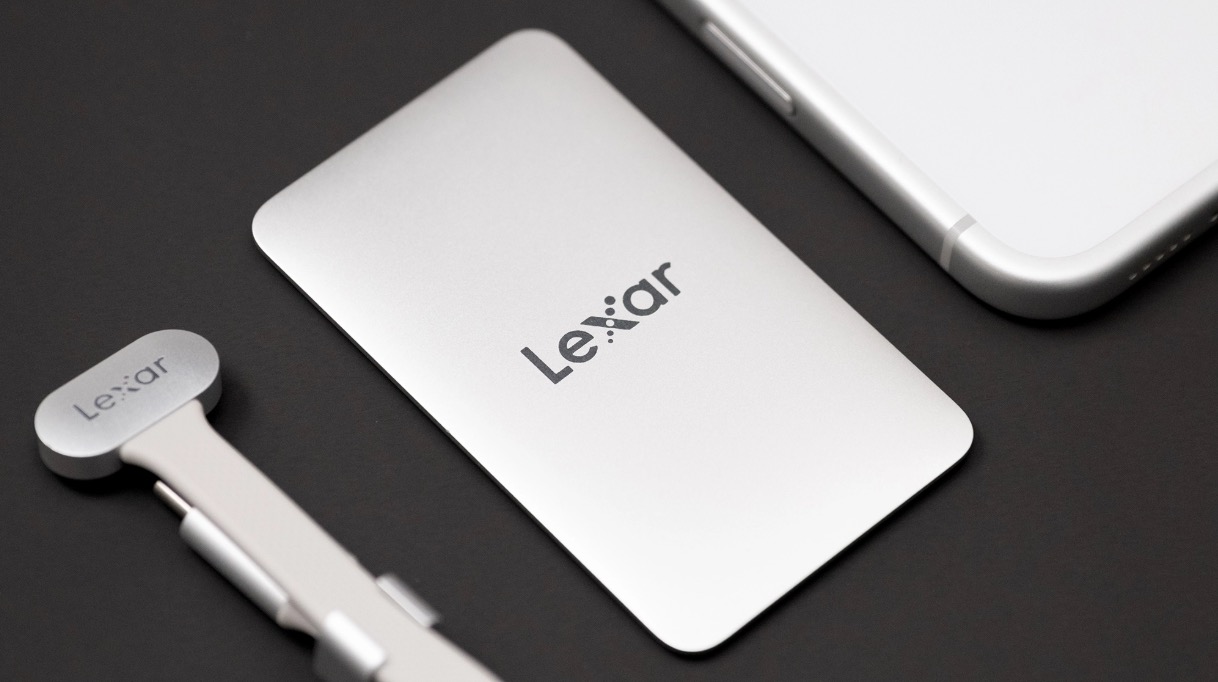 Lexar tạo ra SSD mỏng nhất thế giới, không thể chứa nổi cổng USB-C, vậy kết nối bằng cách nào? - Ảnh 3.